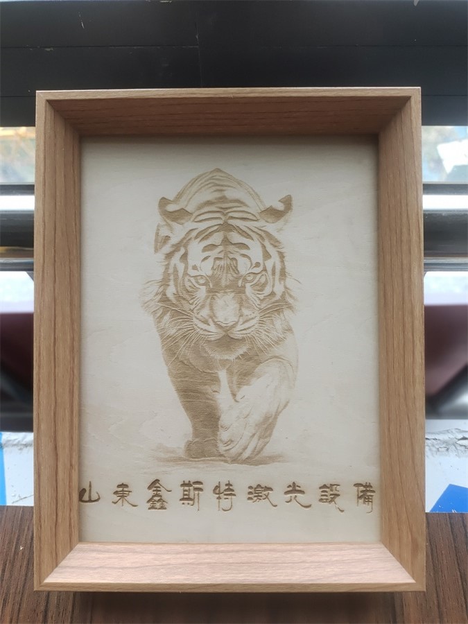 激光雕刻机打样